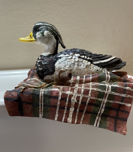 Duck shelf sitter - shelf, gibson